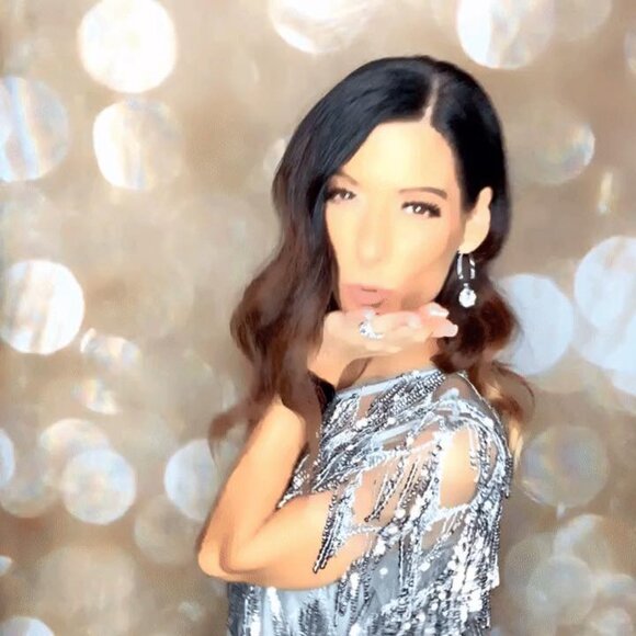 🔥Going live in 3, 2, 1 🔥Please like for notifications! - Picture 1 of 8